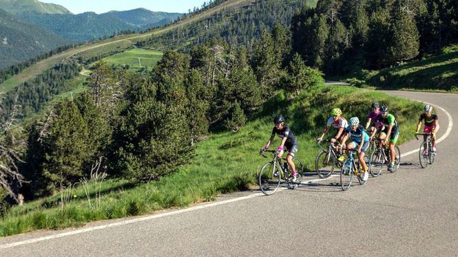 Andorra, un entorno único en el que descubrir rutas ciclistas todos los meses del año
