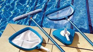 Claves para mantener la piscina limpia durante todo el verano