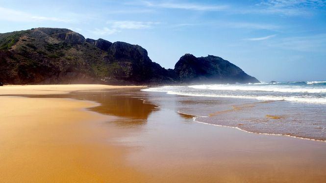 El Algarve galardonado como mejor Destino de Playa de Europa por novena vez