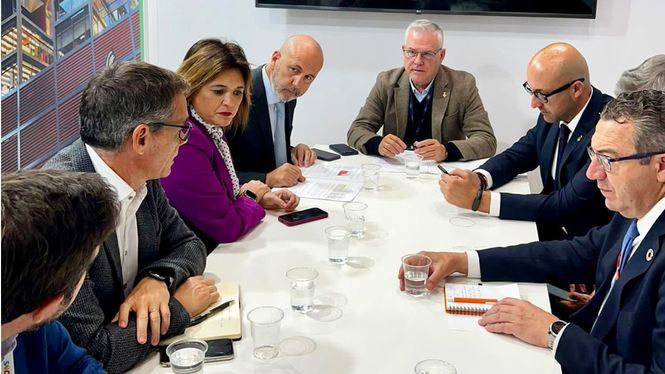 La AMT Sol y Playa celebra su Junta Directiva durante la World Travel Market de Londres