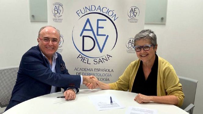 La Feria del Libro de Madrid firma un acuerdo con la Fundación Piel Sana de la AEDV