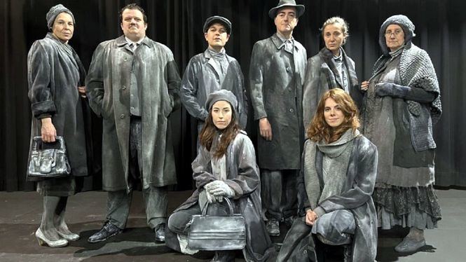 En el teatro Fernán Gómez: Sobre el caparazón de las tortugas. Daniela Astor. Mefisto for ever
