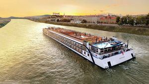 Dos barcos nuevos de AmaWaterways para cruceros fluviales por el Rio Magdalena, Colombia