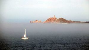 Ruta en barco por los faros más impresionantes de España