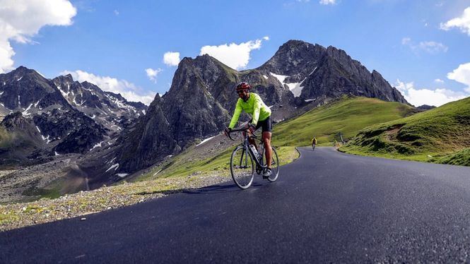 Transpyr Coast to Coast, la travesía ciclista que cruza los Pirineos de costa a costa