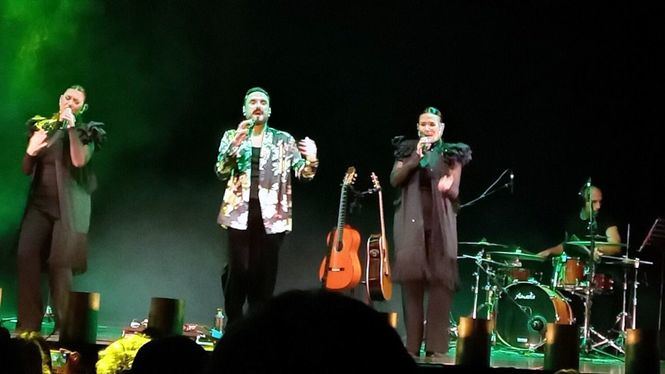 De concierto con Riki Rivera y Las que van al paraíso