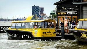 Rotterdam desde el agua: nueva línea de taxi acuático para descubrir la ciudad