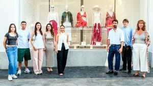 Los diseños de las promesas de la moda del CSDMM-UPM en los escaparates de Gran Vía