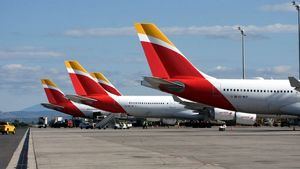 Iberia superará el centenar de vuelos chárter durante el mes de agosto