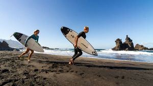 Tenerife, paraíso para las actividades deportivas acuáticas todo el año