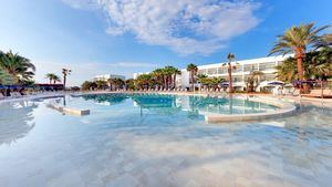 Grand Palladium Ibiza Resort & Spa: propuestas para todos los viajeros