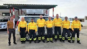 El Cabildo de El Hierro desplaza una brigada para la lucha contra el incendio forestal en Tenerife