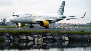 Vueling operará una ruta a Zúrich desde Santiago de Compostela durante diciembre