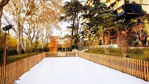 El hotel Rosewood Villa Magna inaugura la pista de patinaje y el Chalet Ruinart