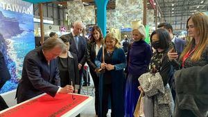 La embajadora Vivia Chang inauguró el stand de Taiwán en FITUR 2024