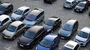2025 traerá más restricciones y precios más altos para aparcar en ciudades europeas