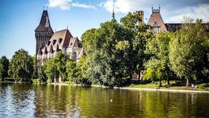 Rincones verdes que transforman cualquier paseo por Budapest