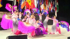 Jóvenes bailarines presentan cultura hakka en España