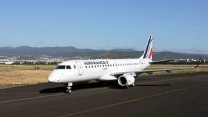 Air France presenta la renovada cabina de su Embraer 190