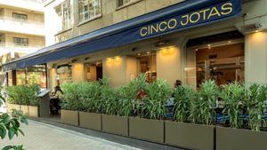 El restaurante Cinco Jotas Madrid reabre sus puertas en Madrid completamente renovado