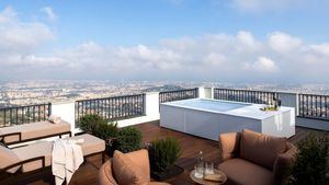 METT Barcelona: lujo con vistas infinitas