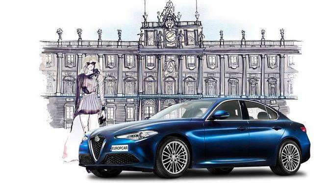 Muévete por los circuitos de la moda en coche con Europcar