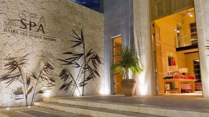El Spa Bahía del Duque amplia sus propuesta de tratamientos en cabañas exteriores