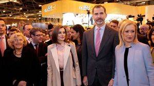 La alcaldesa de Madrid acompaña a los Reyes en la inauguración de la edición 37 de FITUR