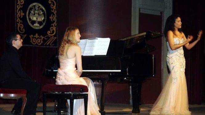 Duo Rosa: Stephany y Léna, música desde y para el corazón...