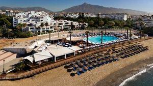 Ocean Club Marbella inaugura su décima temporada con la "White &amp; Silver Opening Party"