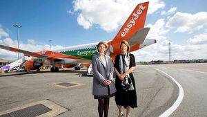 Caroline Parot CEO Europcar Group y Carolyn McCall CEO EasyJet