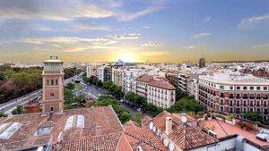 Piscinas y Skylines que solo se pueden disfrutar alojándose en un hotel