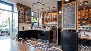 Señorío de Montanera abre en Madrid su primera tienda-bar de productos ibéricos