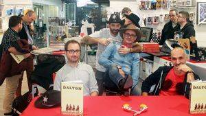 Cómic, pistolas, sombreros de cowboy, estrellas de sheriff y “Los Dalton”