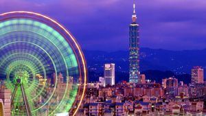 Vista nocturna de la ciudad de Taipei