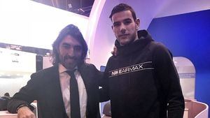 Jugadores del Atlético de Madrid y del Real Madrid visitaron Fitur