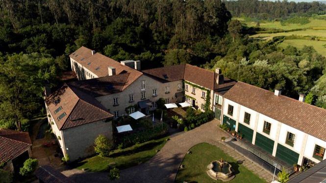 El Eco-hotel a Quinta da Auga planta arboles con sus reservas de marzo de 2018