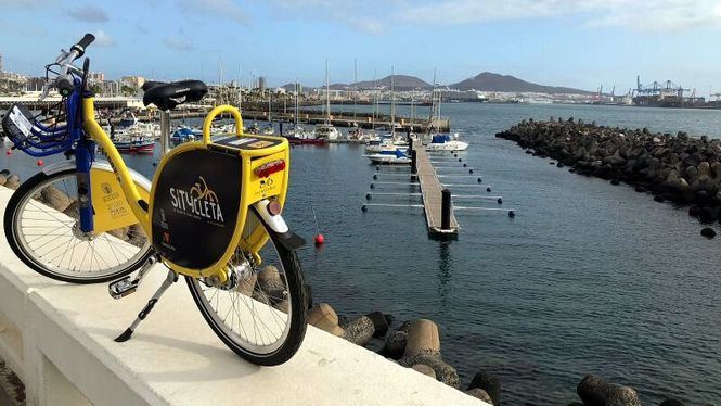 La Sítycleta conquista a dos ruedas Las Palmas de Gran Canaria