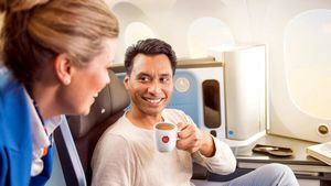 KLM y la empresa de café Douwe Egberts ofrecen un catering responsable