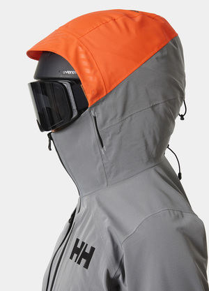La chaqueta de esquí de Helly Hansen para mujer que lo tiene todo