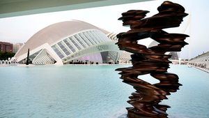 La Ciudad de les Artes y las Ciencias acoge la exposición Seis esculturas