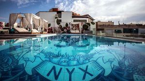 NYX Hotel Madrid acaba de estrenar su piscina