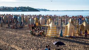 El verano arranca en Gijón con un nuevo record de turistas