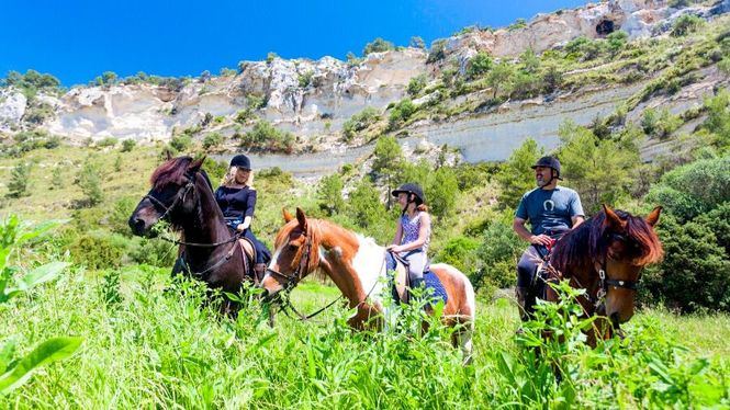 Camí de Cavalls: itinerarios ecuestres para descubrir la belleza de Menorca