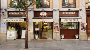 La churrería madrileña, Tacita de Plata, abre establecimiento en la Calle Mayor