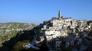 Matera, ciudad italiana cavada en piedra