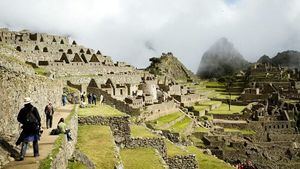 Turistas en Machu Picchu