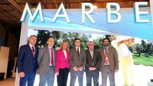 El presidente andaluz destaca la excelencia de la oferta turística de Marbella