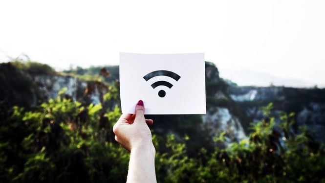Europa subvenciona a 224 ayuntamientos españoles para implantar conectividad WiFi en espacios públicos