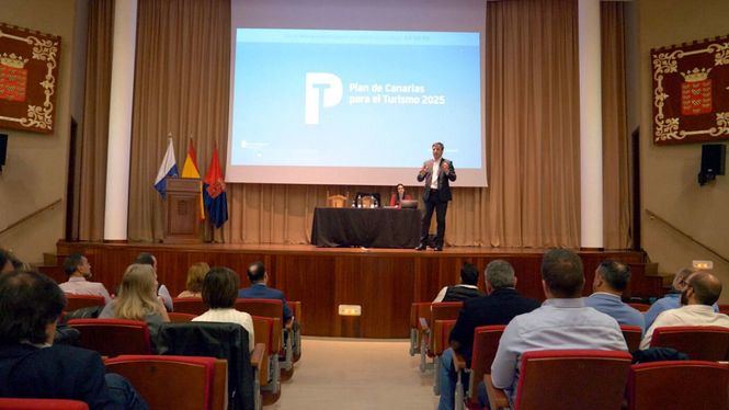 Lanzarote reúne a profesionales en torno a una votación por el futuro del turismo en las Islas